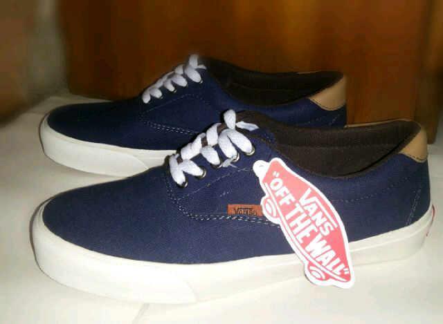 FanaticFashID's tweet photo. Vans ifc navybrown - Rp. 190.000 | size: 39 - 43 | minat order? sms: 0812-8522-0898/ pin: 577B195F https://t.co/r9l6GizpqR