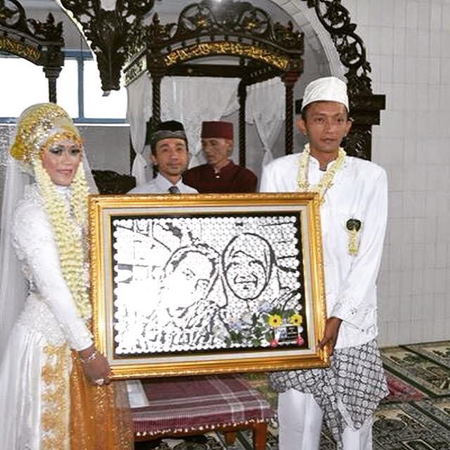 maharkoin's tweet photo. Project mahar nikah koin lukisan wajah untuk ke Kuningan , Jawa barat,,  contact : 085715749000 - 2956B2AD http://t.co/Xdrhvii36T