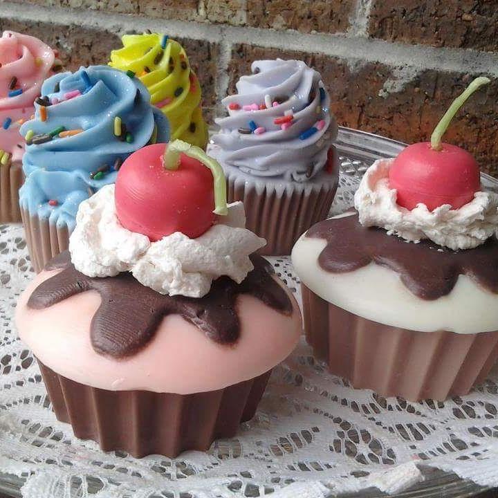 PrplCupcakeSoap's tweet photo. All of our soaps are SLS, Gluten,  Paraben,  and detergent FREE!!!! Visit us today at: http://t.co/JY8qT0Rea7 http://t.co/TsfTt7aBJY