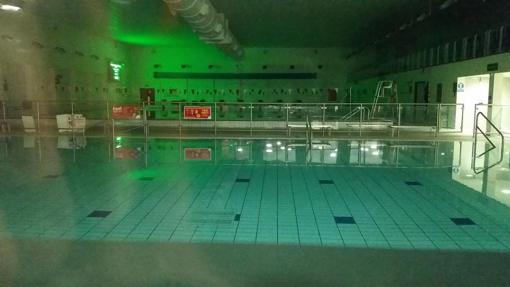 Is too much to hope the winning candidates will jump in, a la We Are The Champions?  #GE2015 <a href="/BBCLondon949/">We've moved...</a>