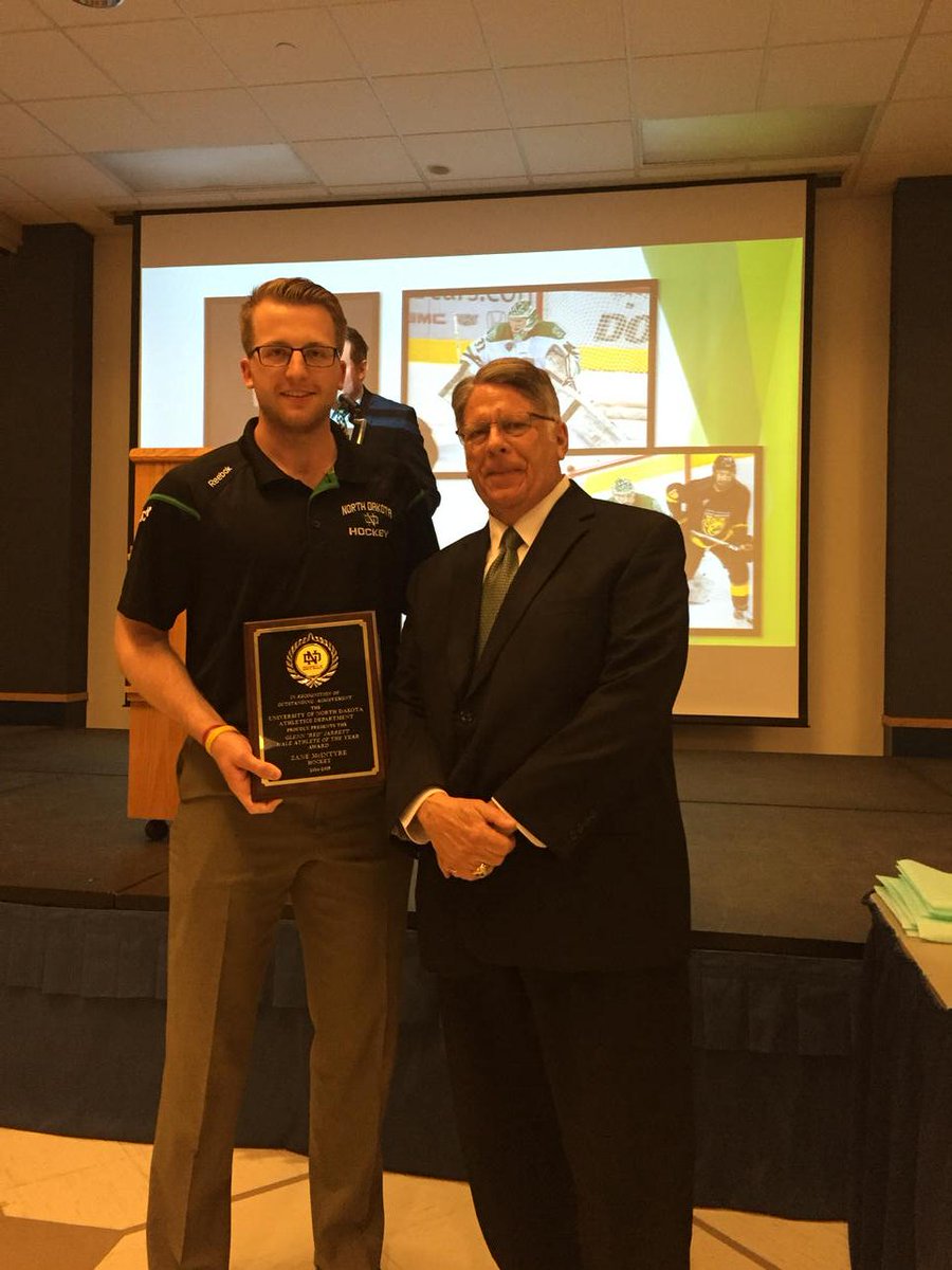 UNDsports's tweet photo. The 2015 Glenn “Red” Jarrett Male Athlete of the Year is Zane McIntrye - @UNDMHockey @ZanoInsano_29
#NightofChampions http://t.co/PwbsMX0wYg