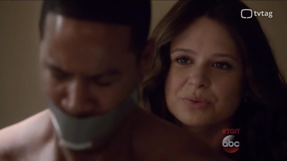 Scandal_VoTV's tweet photo. When Quinn's behind you with your mouth taped, it's probably not good, unless you're Charlie. #Scandal #TGIT http://t.co/VuEPcPGfym