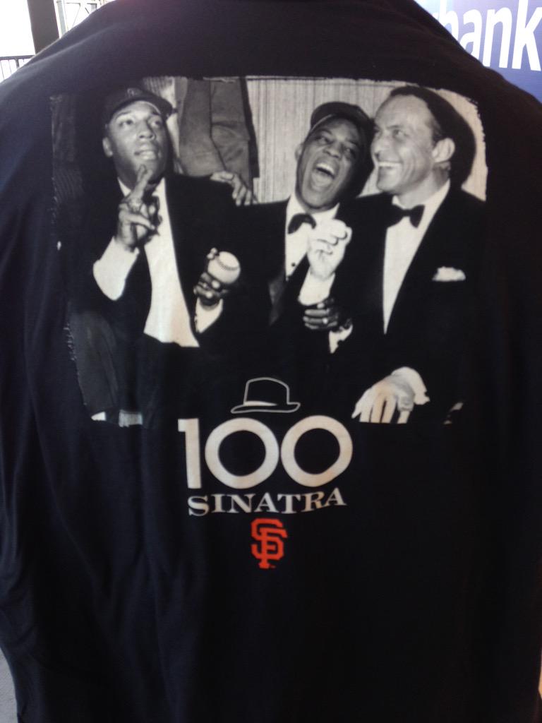 Wendy415Poon's tweet photo. @SFGiants Best.Shirt.Ever. #FrankSinatra http://t.co/tFoYCu113r
