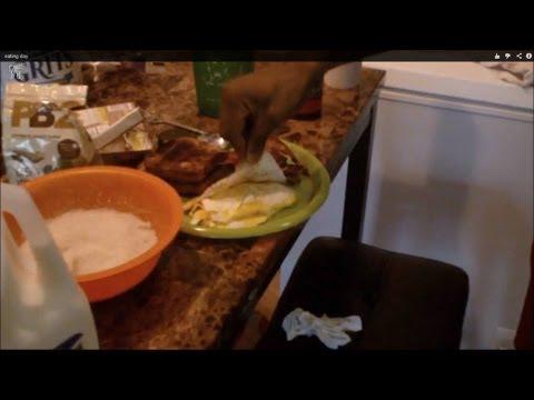 MKMMASteveWhite's tweet photo. Eating To Grow: Episode 1 http://t.co/hliVAs7luq #staged http://t.co/s95QTWi1pI