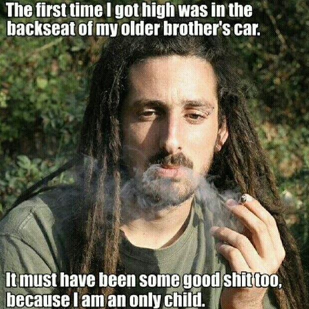 Dabsamakerdance's tweet photo. 😆 @FADEDNATION @aztec9met @MarcusKellz @stonerhut @TheSativaDivas @iDont_4get @diamondseeds420 http://t.co/t4Q0QCCDmy
