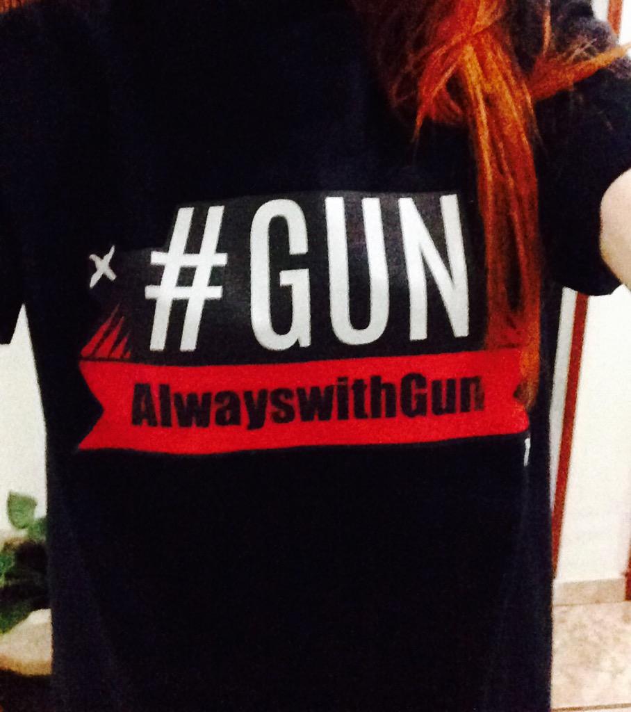 SarahiGovea's tweet photo. Lista para mañana!! @G_BoyFriend en México! #AlwaysWithGun @MONSTA_X_Chile @OfficialMonstaX @MONSTAX_SPAIN @MonstaxMx http://t.co/Z2PSiBNyWl