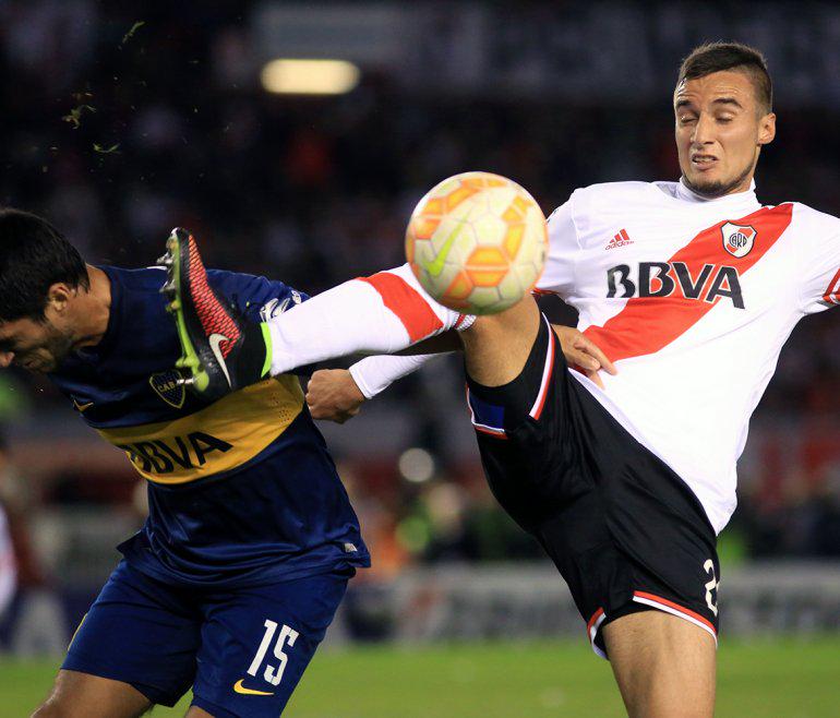 infobae's tweet photo. #Superclasico | Las mejores imágenes del triunfo de River sobre Boca http://t.co/S8GYgdBudI http://t.co/dnAvccm5QA