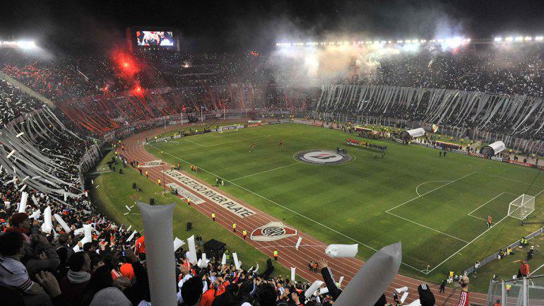 infobae's tweet photo. #Superclasico | Las mejores imágenes del triunfo de River sobre Boca http://t.co/S8GYgdBudI http://t.co/dnAvccm5QA