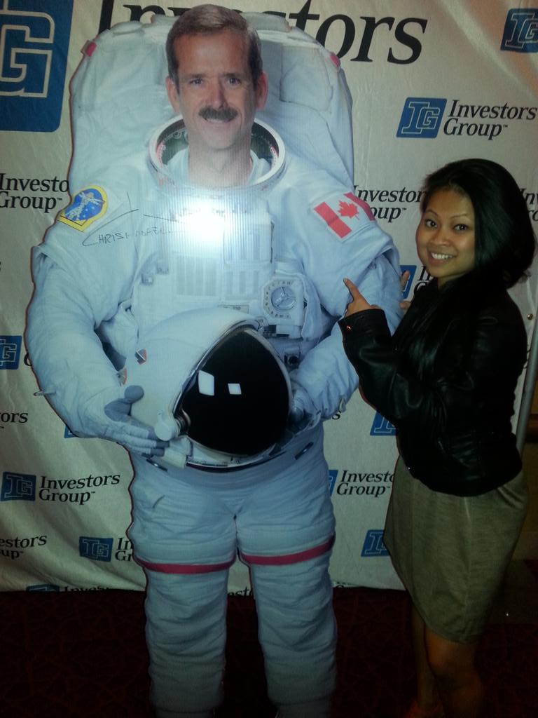 604k8boss's tweet photo. @Cmdr_Hadfield #Canadian #Astronaut http://t.co/rEJud7FKyf