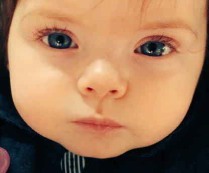 Javi748's tweet photo. Estoy enamorado hasta los tuétanos... #moonie #totallove #ojones #mylittleprincess #albondiguilla #torreznito #... http://t.co/jCgYadD8Mi