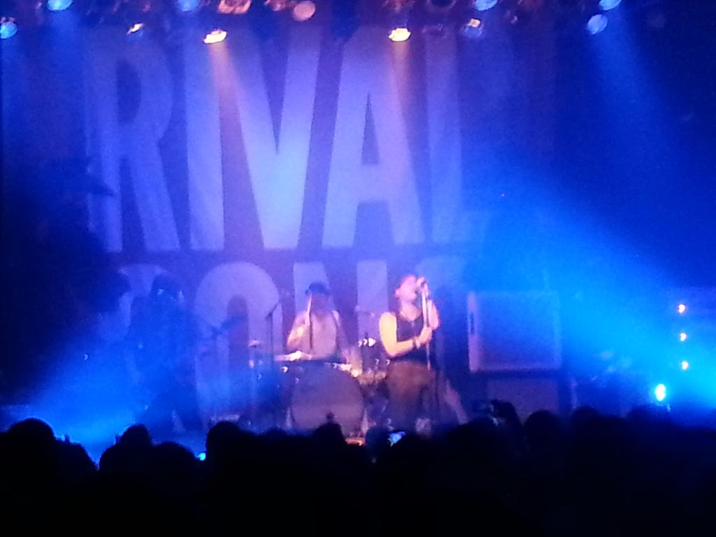 mohr_ron's tweet photo. Rival Sons rocking the Phonix! @rivalsons @949TheRock #MultipleEargasims #Killermusic #fukinawesome! http://t.co/0HcsctZFfJ