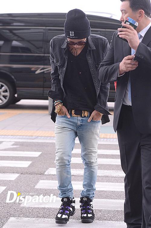 TheyLoveUOnly's tweet photo. gdragon's street style appreciation tweet http://t.co/MrL1BXRfi9