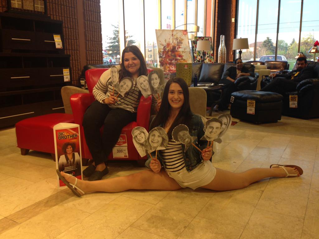 loreeana's tweet photo. #BBCAN3 #unlockBBCanExp @TheBrick we found some friends! They all want us to win 👌 http://t.co/zjepSH5mgZ