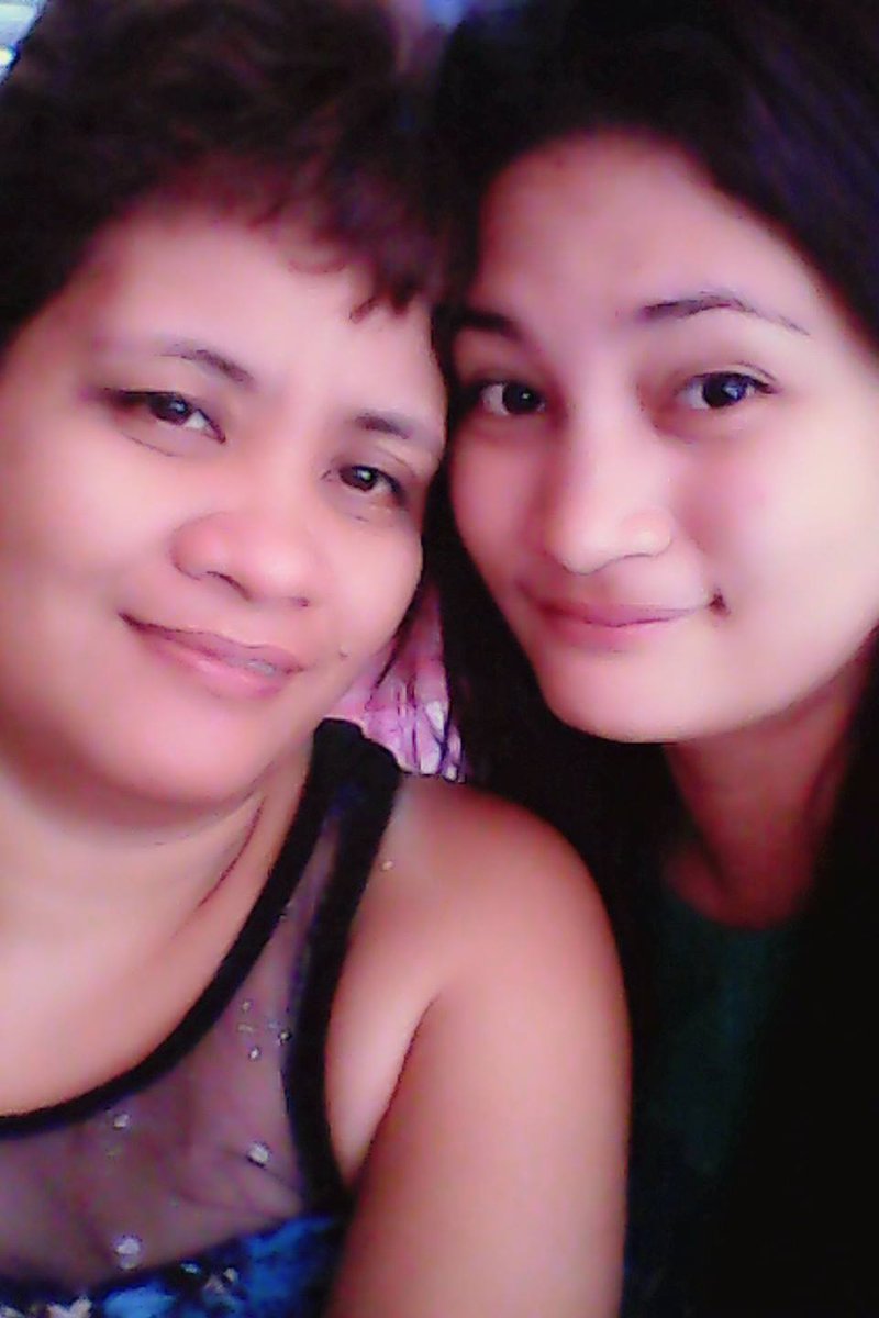 tinalopez93's tweet photo. #KaFez

My mama and me!!! Kafez diba? http://t.co/Wob9A0gscV