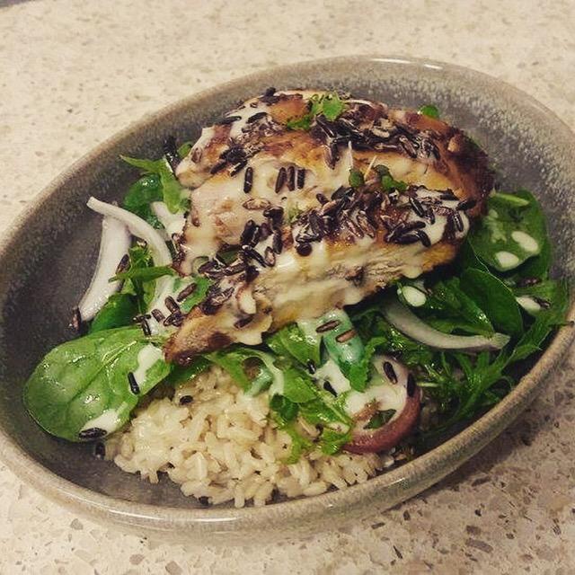 LindesLane's tweet photo. Make friends with our Adobo chicken salad. Served with brown rice salad, puffed black rice &amp; honey yoghurt dressing http://t.co/kBRi9TiDRs