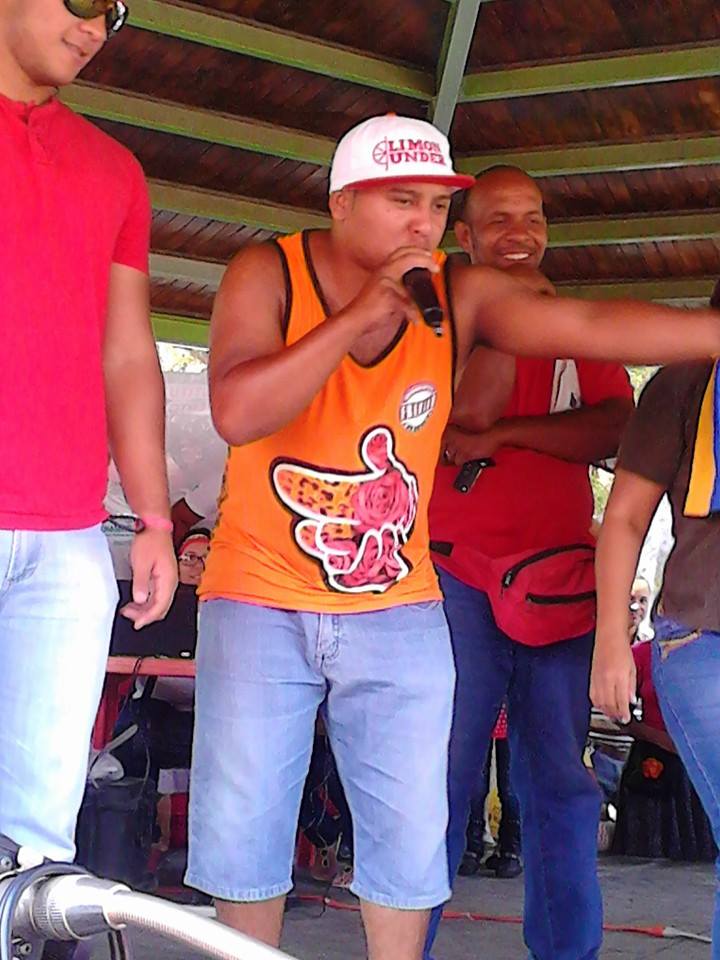 walg poeta callejero tweet media
