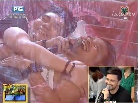 CRAZYkwagOH's tweet photo. VhongJhong 22 years na! ;P http://t.co/RFfBhQaehh