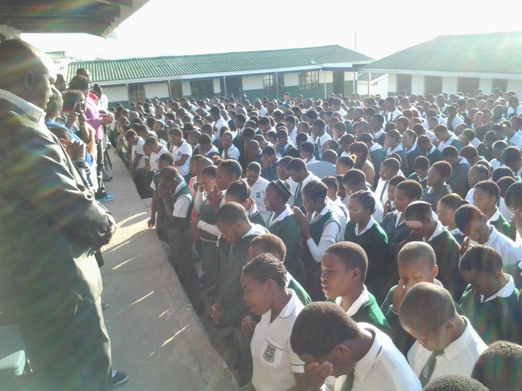 DBE_KZN's tweet photo. "You develop self esteem if you are physical active" said MEC Nkonyeni http://t.co/LMf21egVqr