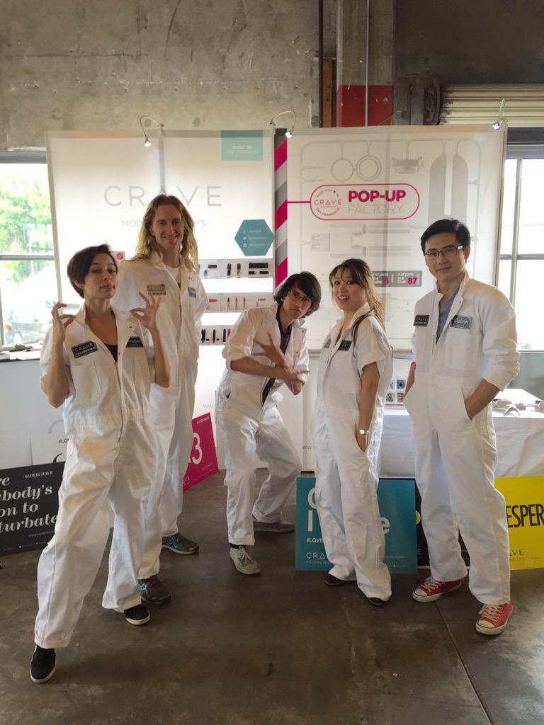 followcrave's tweet photo. Our awesome #BuildaVibe crew at tonight's @sfmade #rampitup! http://t.co/xskKt39CuG