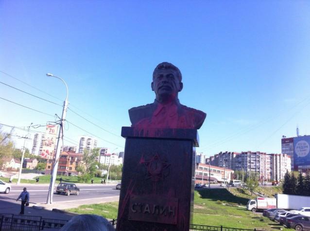 [Зображення: CEdurK3WAAABPmx.jpg]