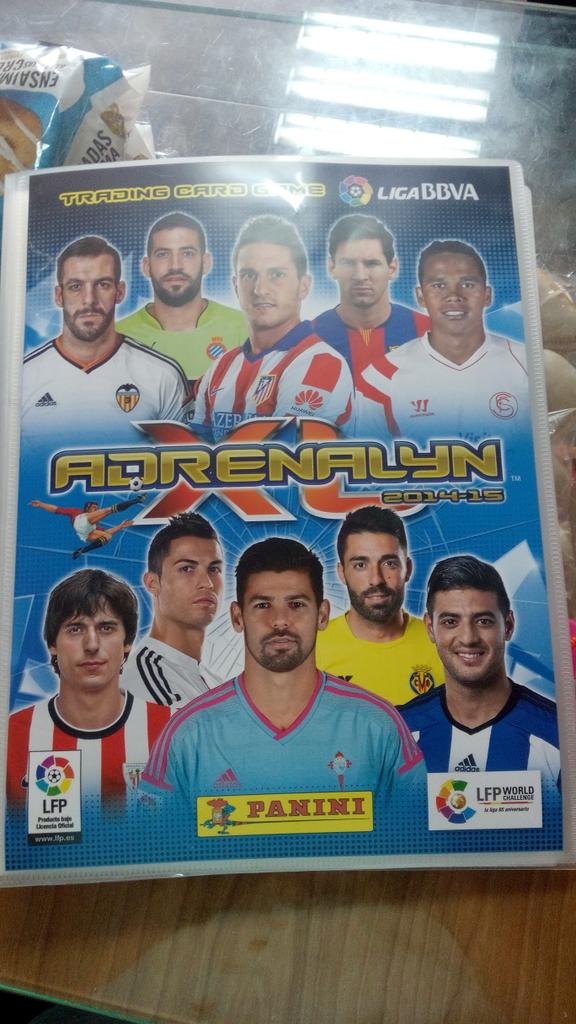 martadocabo's tweet photo. ALBUM ADRENALYN 2014-2015...REPONEMOS NO TE QUEDES SIN EL TUYO..POCAS EXISTENCIAS!! http://t.co/inKbmj1dJ1