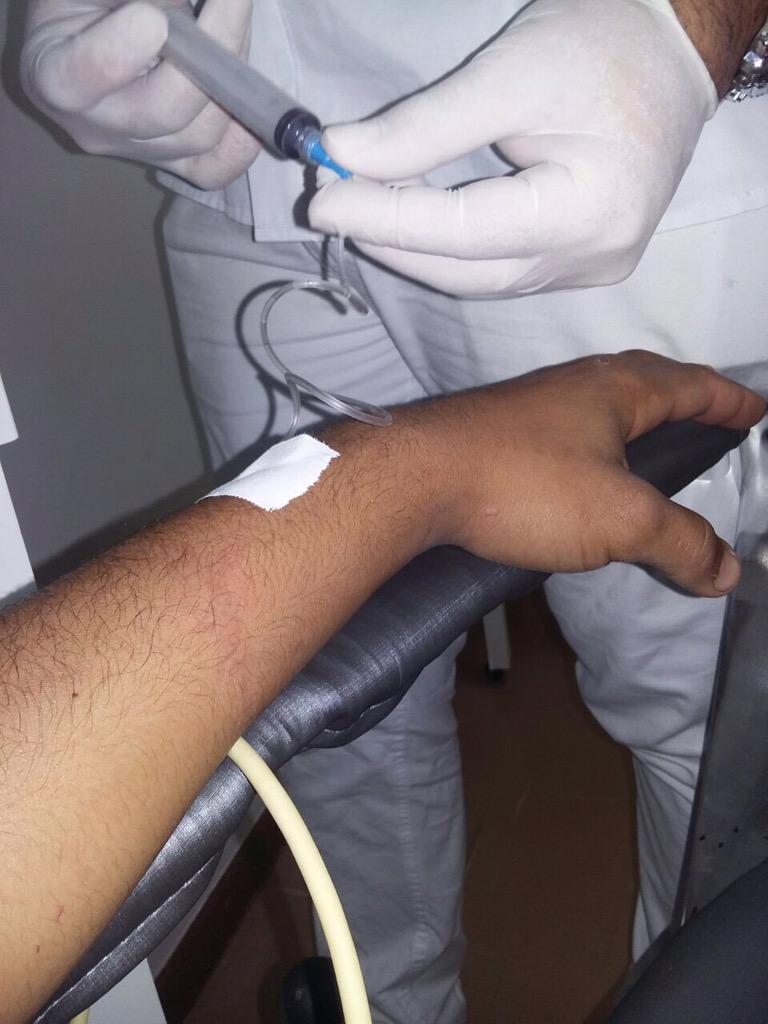 Tomando soro 😔😔😔