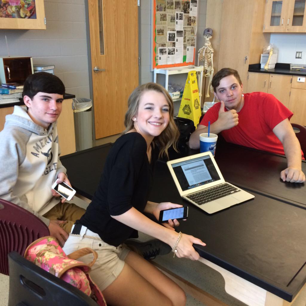 MrRussell0012's tweet photo. GMO research group discussed microhuman technology with German Scientist Uwe Marx. #worldwidescience @Newark_Schools http://t.co/GXd9jSJLLK