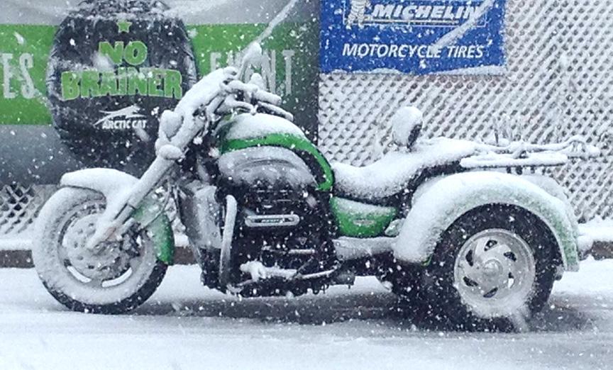 TriumphAmerica's tweet photo. Meanwhile in Alberta... #RocketIII #MotorTrike http://t.co/2sacLQnqlM