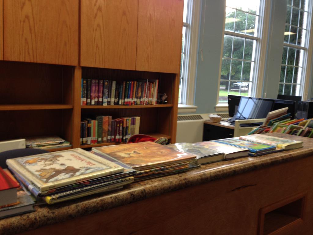 libraryPHES's tweet image. Resources used by the artist to paint our library murals @DISD_Libraries #work of art #awesomeness