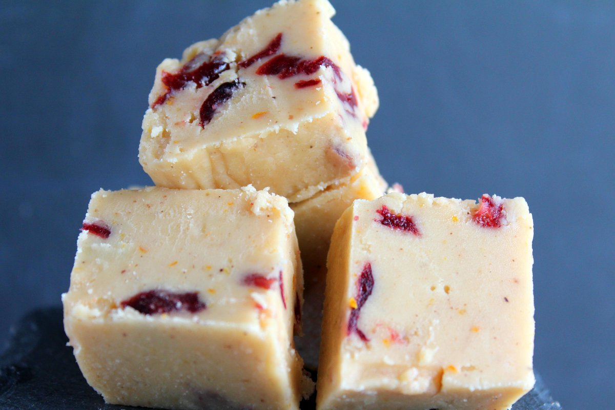 FlossiesFudge's tweet photo. @WalledCityCraft artisan food market today 12-4pm, with some special offers! #FridayFeeling #weekend http://t.co/6rjguF3S0l