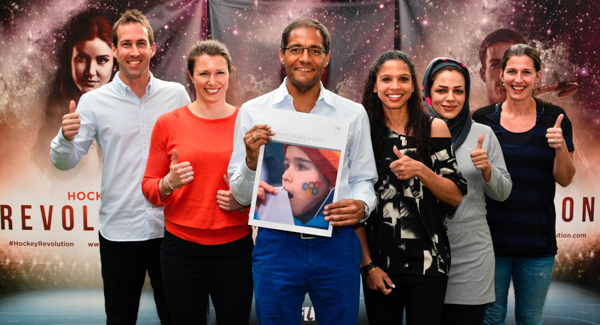 FIH_Hockey's tweet image. See more about the FIH Athletes' Committee visit to FIH HQ here: bit.ly/1JvafS5 #fihockey #IOCAC