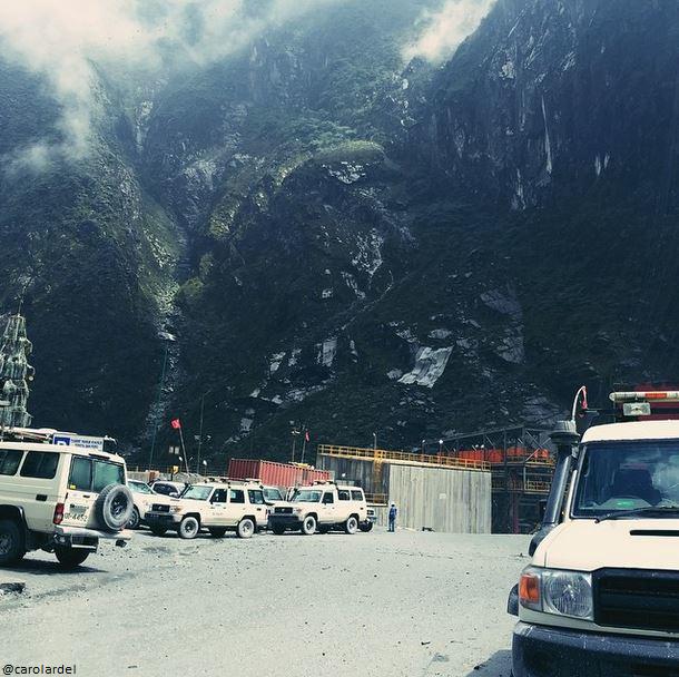 IDFreeport's tweet photo. Tembagapura, lokasi pemukiman karyawan PTFI dikenal dengan 'Negeri di Atas Awan'. #BersamaUntukIndonesia. http://t.co/96UHVjyFbv