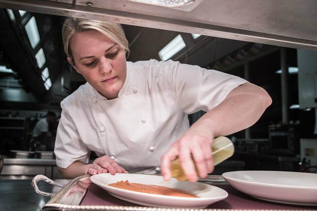 Richardvines's tweet photo. Women Chefs Speak Out on Their Barriers to Success http://t.co/WCOVjqUsF3 http://t.co/c7yTNRFtgF