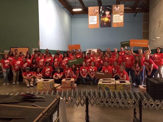 LayshaWard's tweet image. Thanks amazing #targetvolunteers for your service to local communities. #daysofservice #weekofgiving @Target
