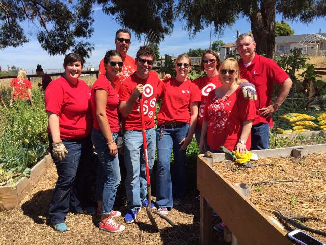 LayshaWard's tweet image. Thanks amazing #targetvolunteers for your service to local communities. #daysofservice #weekofgiving @Target