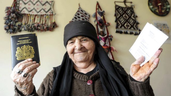 yerinur's tweet photo. İlk defa oy kullanan en yaşlı İngiltereli Ayşe İçöz http://t.co/64J2vKtYCw http://t.co/PRzUfwiilv