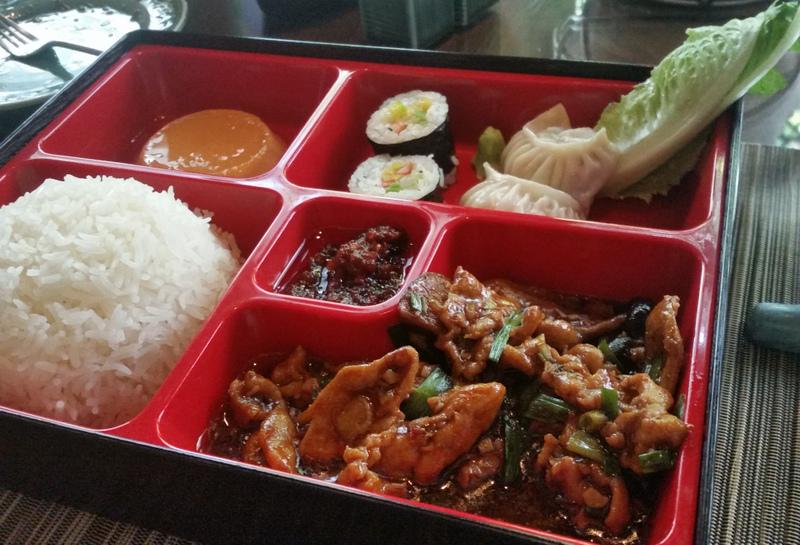 Foodaholix's tweet photo. Bento Box Japanese Lunch at Mekong #Hyderabad http://t.co/6ruGfKNOJt @IntertwEAT @FoodBloggerAI @FoodFood @_eattt http://t.co/6oC8NDGMBW