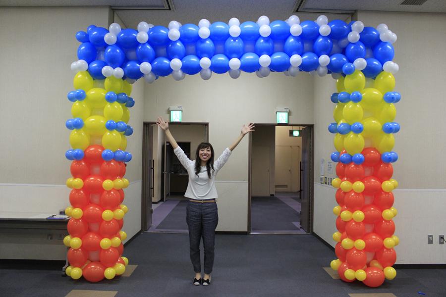 ナランハ バルーンカンパニー 公式 Twitter પર ナランハまつり15でディスプレイしたバルーンアーチ です 2名体制で3時間かけて作成しました 作り方はリンコルーン プロ Dvd Vol 4で紹介しています Http T Co Evfh8fe5fq Http T Co Od53doq6jv