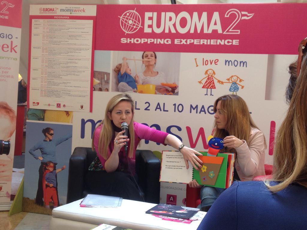 fedequaranta's tweet photo. Oggi la #momsweek inizia con l'accompagnamento alla lettura. Libri tattili e interattivi per bimbi #euroma2 http://t.co/I9goJN5VkX