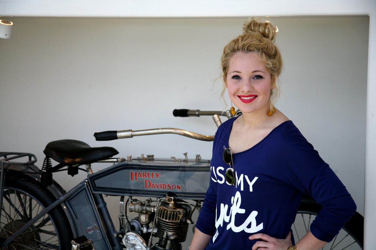 HarleyPinky's tweet photo. https://t.co/3eMEKeDCQP
@HarleyFeverUSA @HarleyPinky 
https://t.co/37uUXbb1oB
https://t.co/GfV0gnrd4C Sexy Bike Chick http://t.co/y5dWvZOWLT