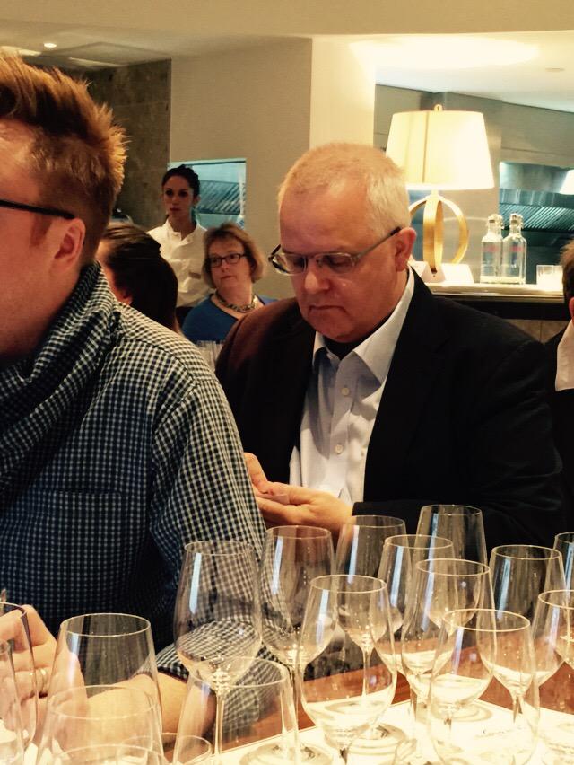 juveycamps's tweet photo. @provencom @SJEvansMW  Tom Stevenson Michael Edwards thanks for tasting whith us #J&amp;Ctasting http://t.co/2knEWLrpPX