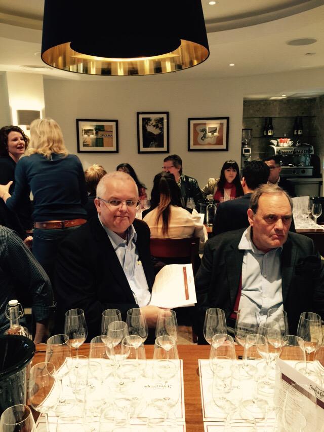 juveycamps's tweet photo. @provencom @SJEvansMW  Tom Stevenson Michael Edwards thanks for tasting whith us #J&amp;Ctasting http://t.co/2knEWLrpPX