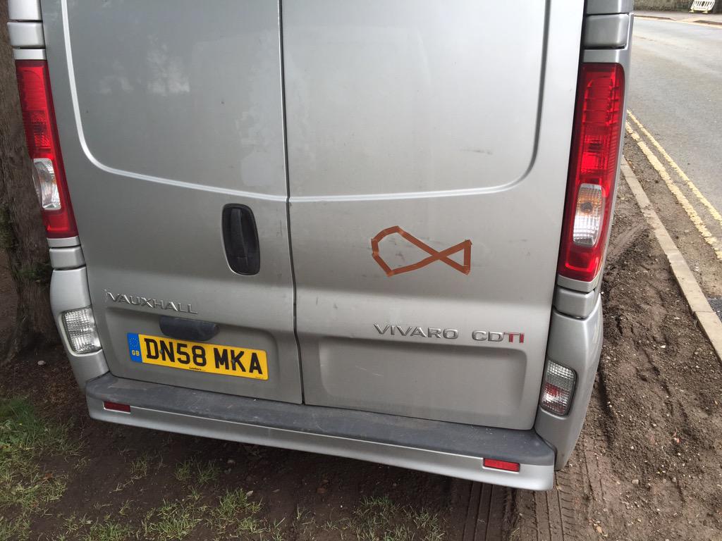 luketrueman08's tweet photo. @strangeman1979 @BurgoyneDaniel @Martiiingg Daniel is a botherer and he loves Jesus hands up for Jesus 😇🙏🏻 http://t.co/erRHMh4Nue