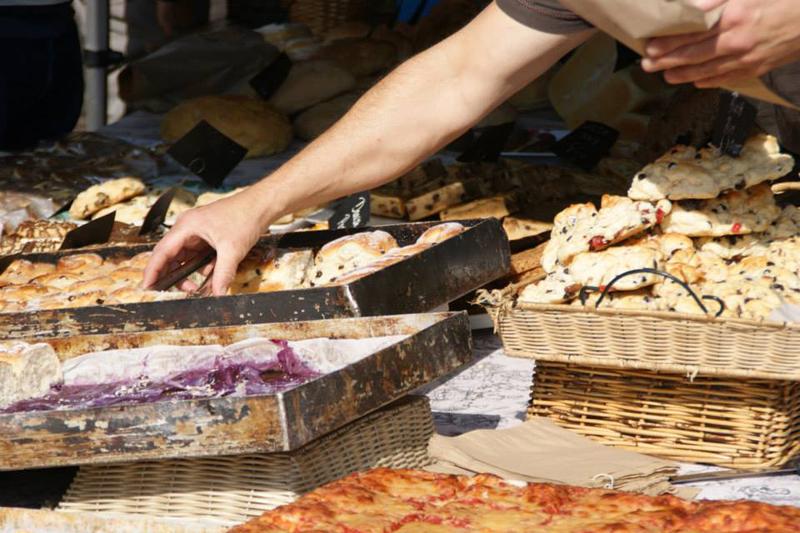 Awesome_Cardiff's tweet image. Learn about the Rhiwbina Market Friday 10-1pm #localfoodproduce @RCMAmarkets @ButchersArmsCdf  awesomecardiff.co.uk/rcma-farmers-m…