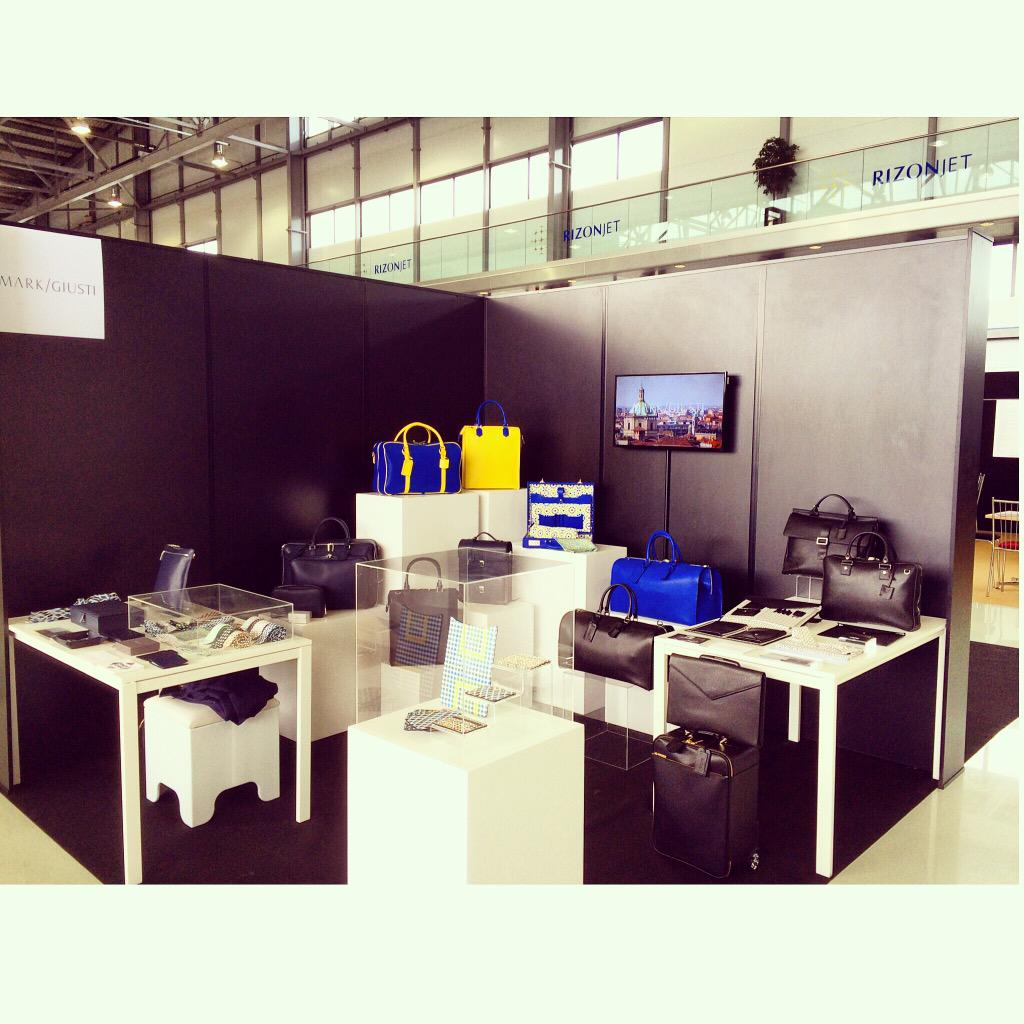 MARK / GIUSTI (@markgiusti) on Twitter photo <a href="/MARKGIUSTI/">MARK / GIUSTI</a> #bags #accessories #luggage <a href="/theelitelondon/">The Elite Events - London</a> #showcase #luxury #cars #watches <a href="/RizonJet/">Rizon Jet</a> #theelitelondon <a href="/MARKGIUSTI/">MARK / GIUSTI</a> #bags #accessories #luggage <a href="/theelitelondon/">The Elite Events - London</a> #showcase #luxury #cars #watches <a href="/RizonJet/">Rizon Jet</a> #theelitelondon