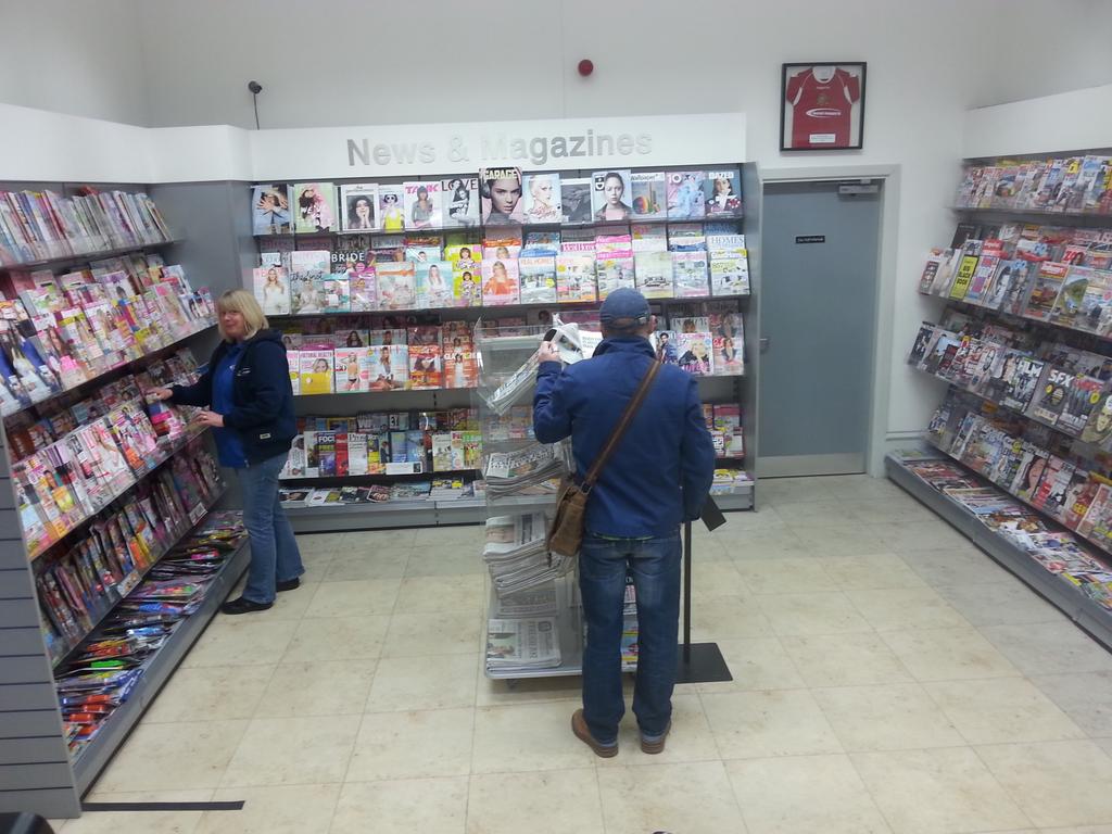 newstrack5's tweet image. over 3,300 magazines and perodicals for sale or to order