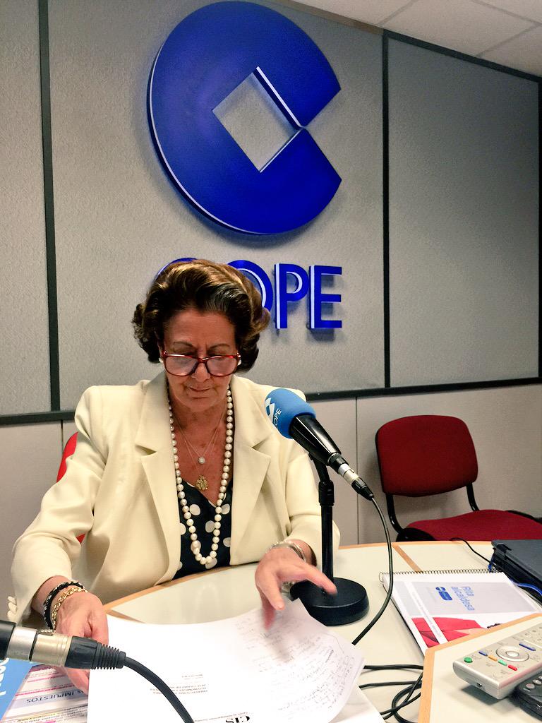 Ya está preparada la Alcaldesa de Valencia Rita Barberá para su entrevista en Cope Valencia #RitaBarberáenCope