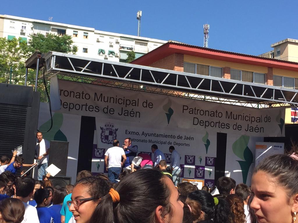 ColeVandelvira's tweet photo. XXVI Carrera Escolar "La Gloria" http://t.co/nqkH1Zojhl