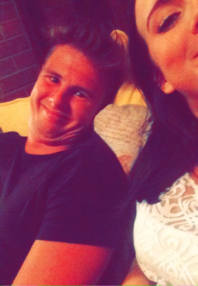 jessskarratts's tweet photo. Happy Birthday to one of my besties! Hope you have a great day 😄👯🎉 http://t.co/7skhgbzPbA