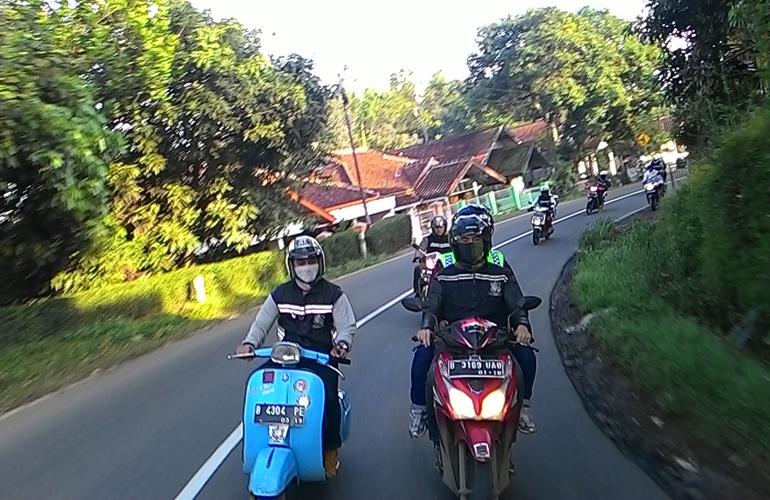 BikersMagzNet's tweet photo. @stir_com (Sahid Tourism Riders Community) Touring ke Pantai Santolo, Garut http://t.co/Q9NFoijcne http://t.co/fqR09CUdDg
